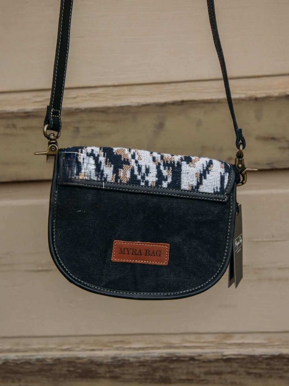 Myra: Jenson Bluff Small Crossbody - Picture 2 of 8